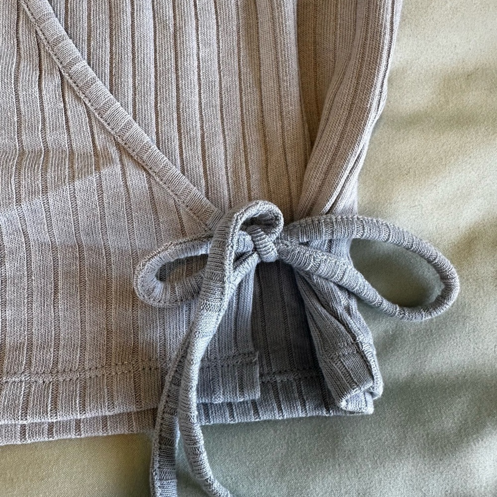 Madewell Gray Ribbed Wrap Blouse - Picture 3 of 4